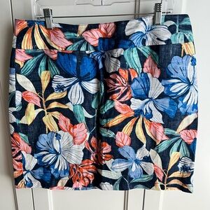 Tommy Bahama 100% linen skirt. Size 12. Perfect condition.